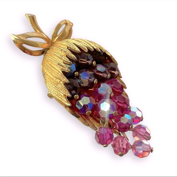 Vintage Schrager Cascading Grapes Brooch